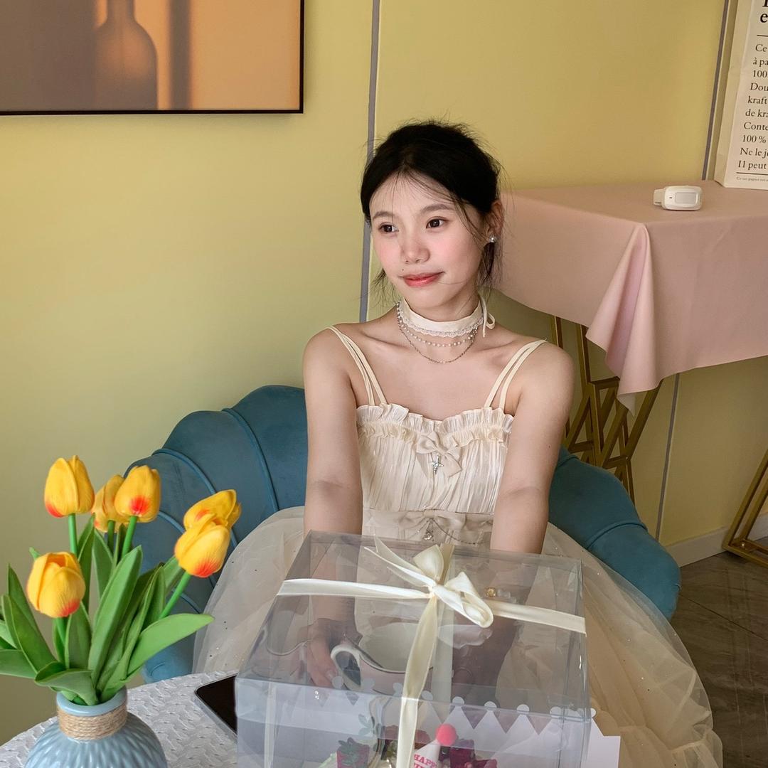 hello Kitty不吃鱼