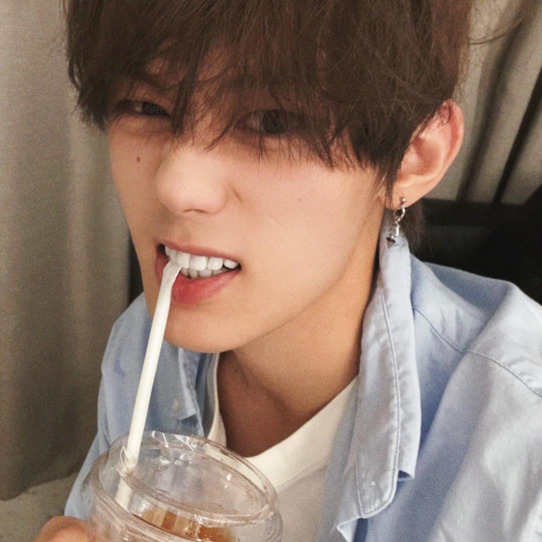 小胡吃不饱