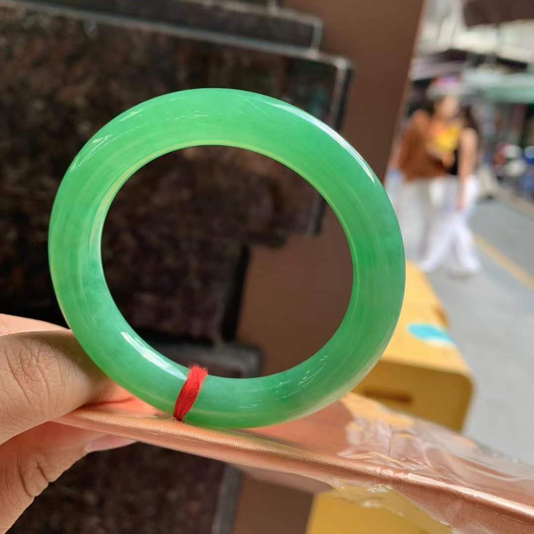 高端翡翠珠宝（有鉴赏期）