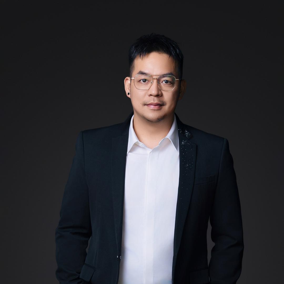 龙泰俊