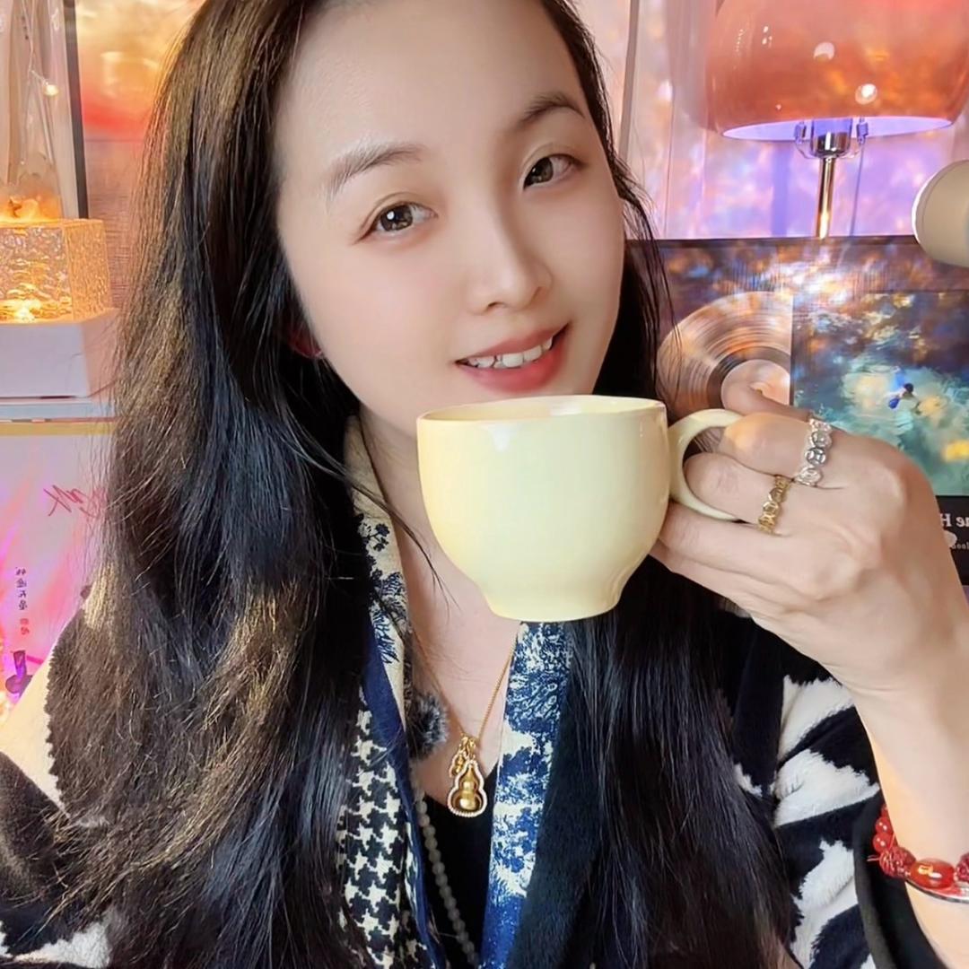 三娃翰翰妈妈（18:48首播）