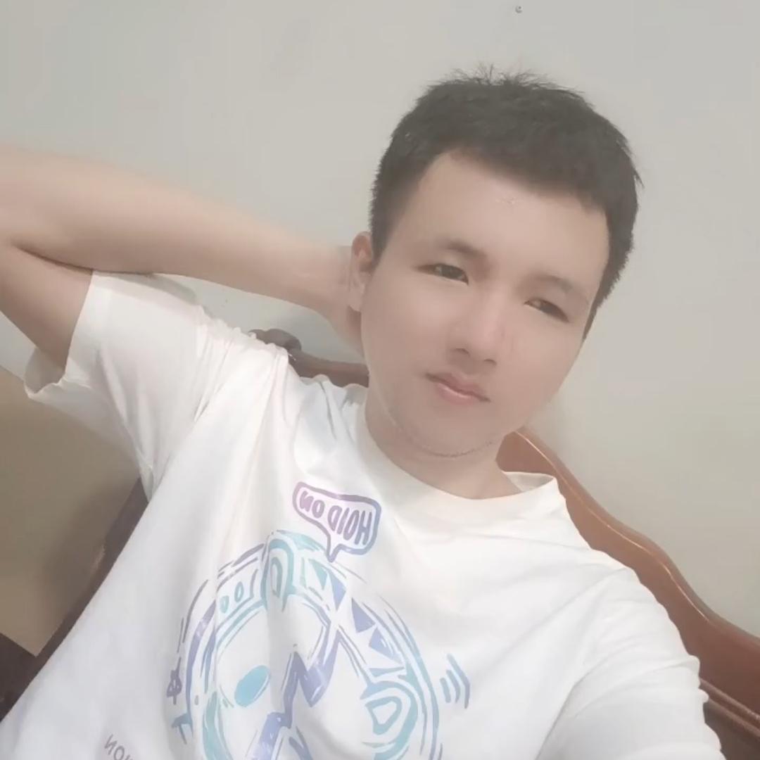 爱好摄影📱🇨🇳陈先生