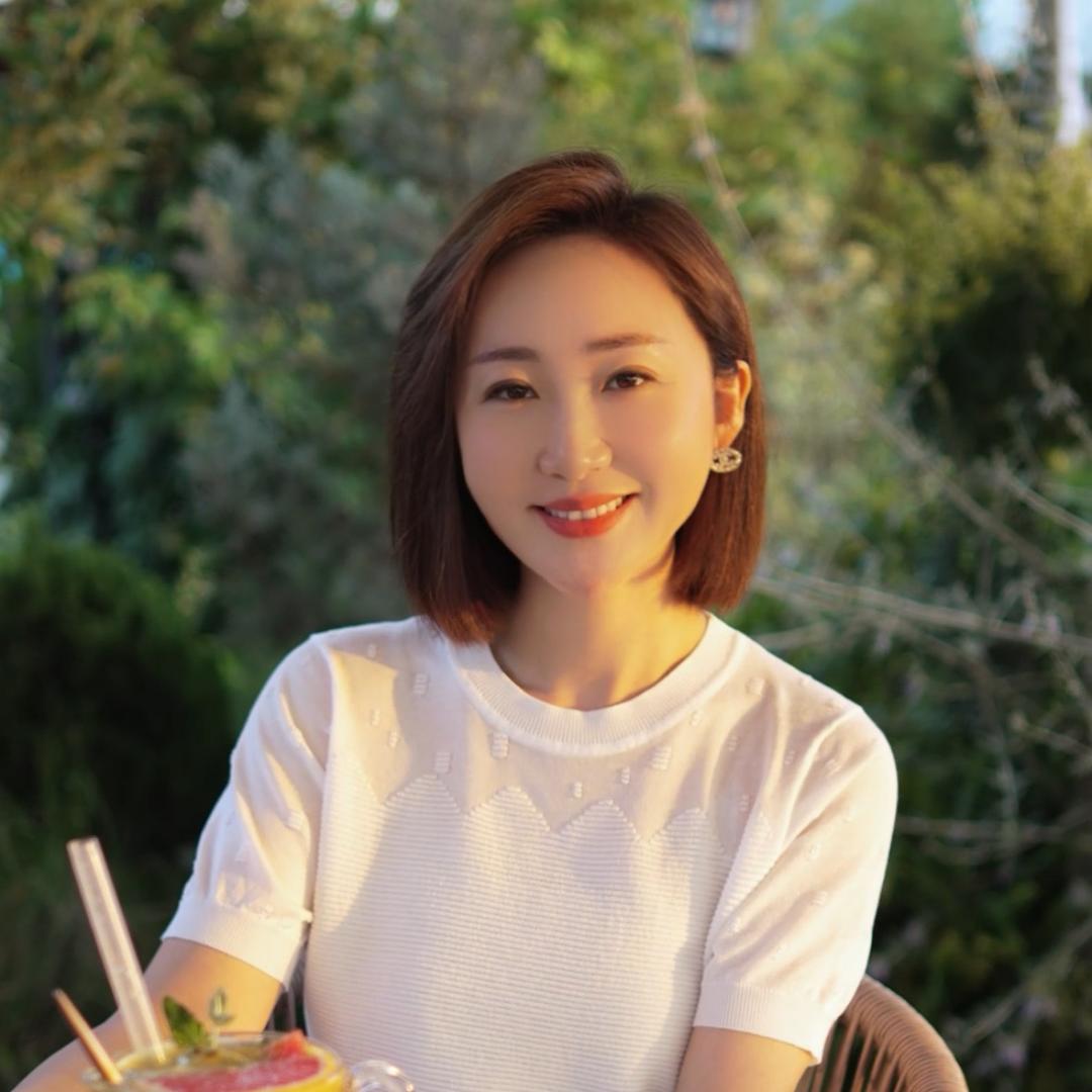 双姐私服