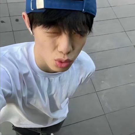 爱吃土豆丝🥔.