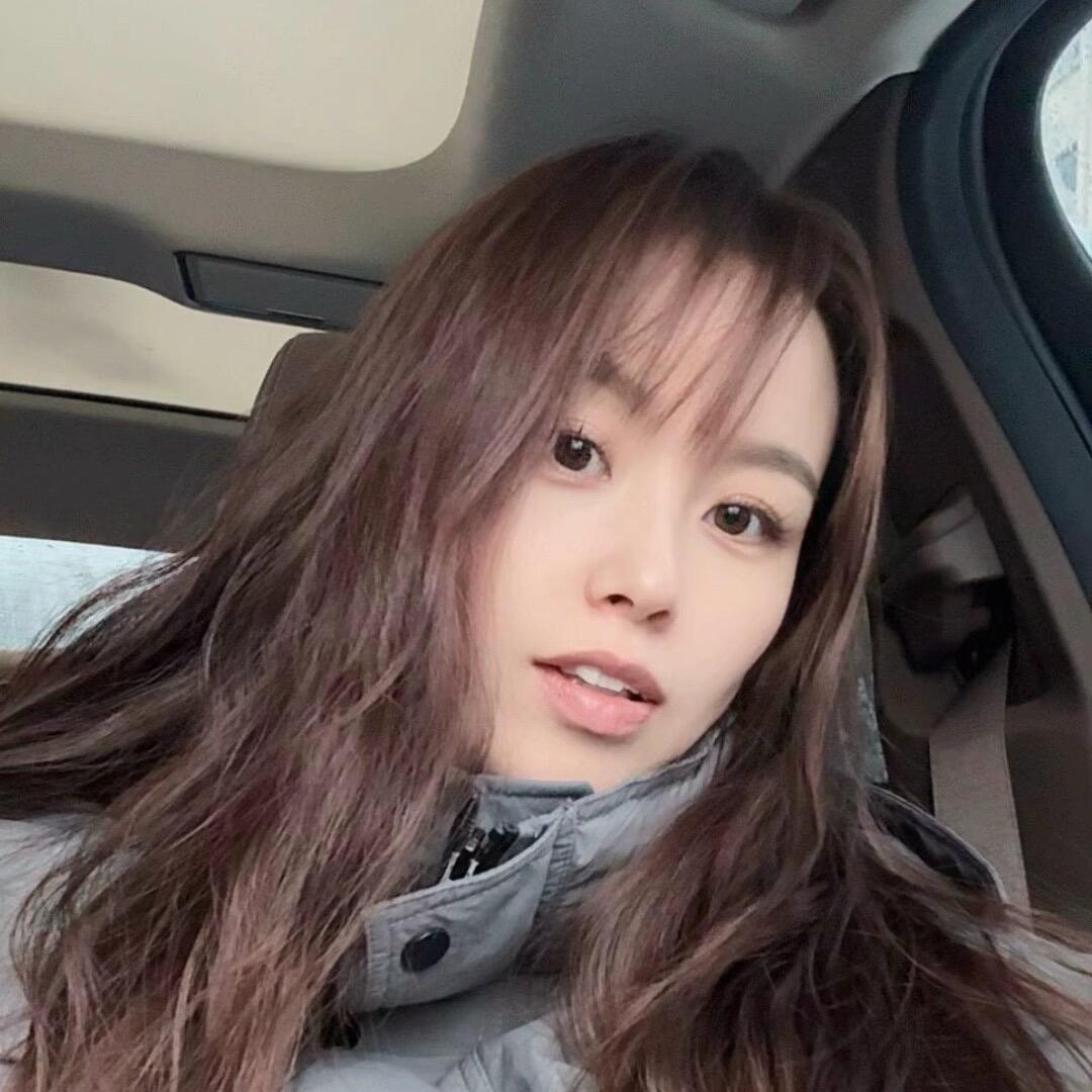 爽姐爱叭叭