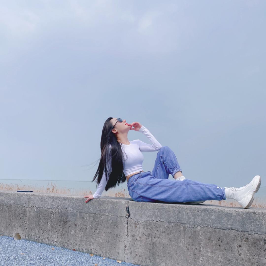 雷蕾888