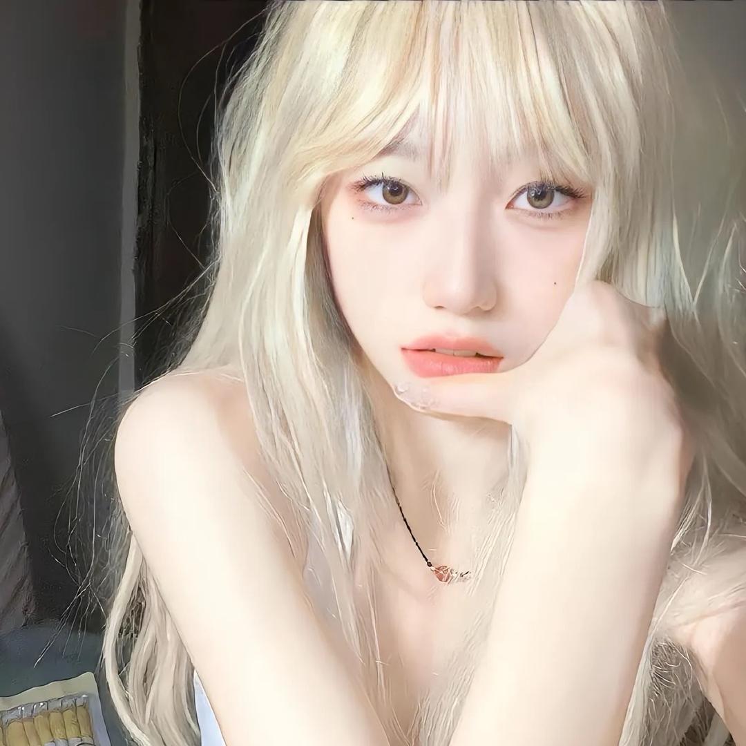 柒月