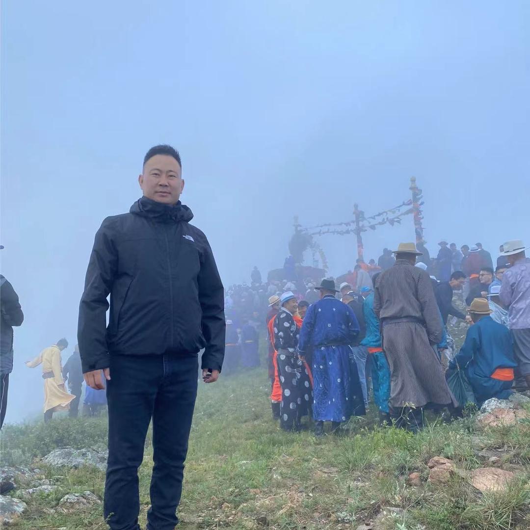 锡盟阿龙汽车阿米号