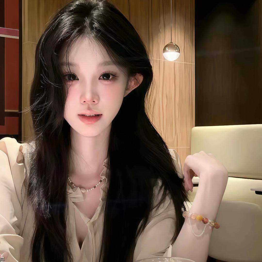 春绯头像