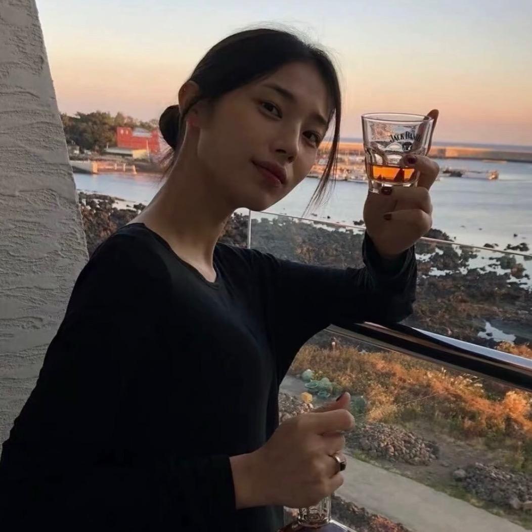 智秀.