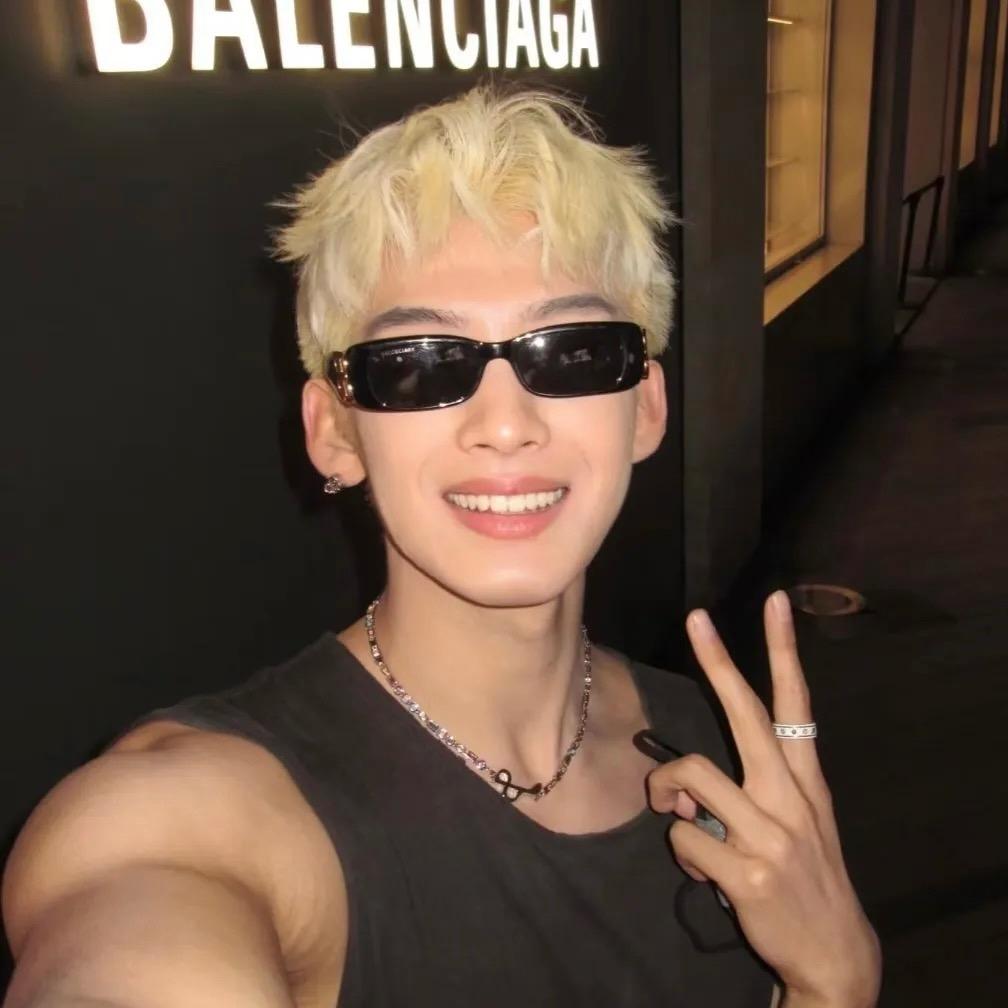 ZHUANGRONGRONG