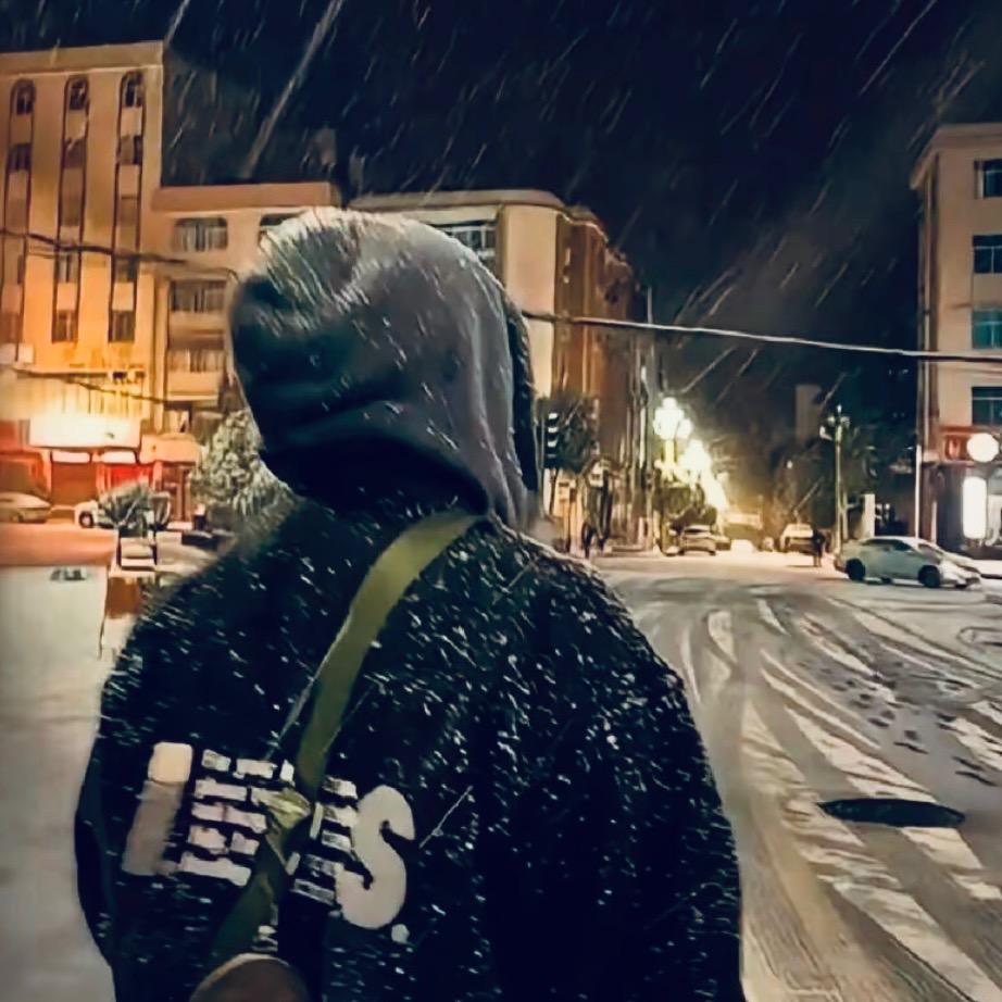 A. 夜幕
