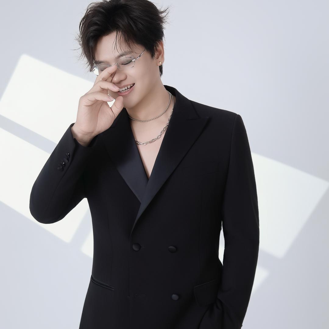 （泽）哲林在潍坊