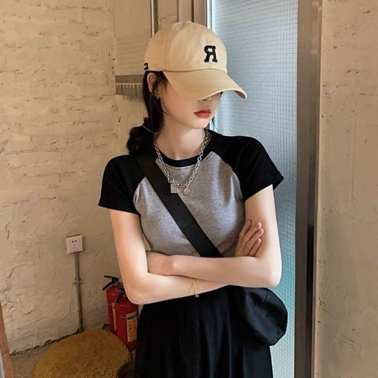 漠露雨服饰店