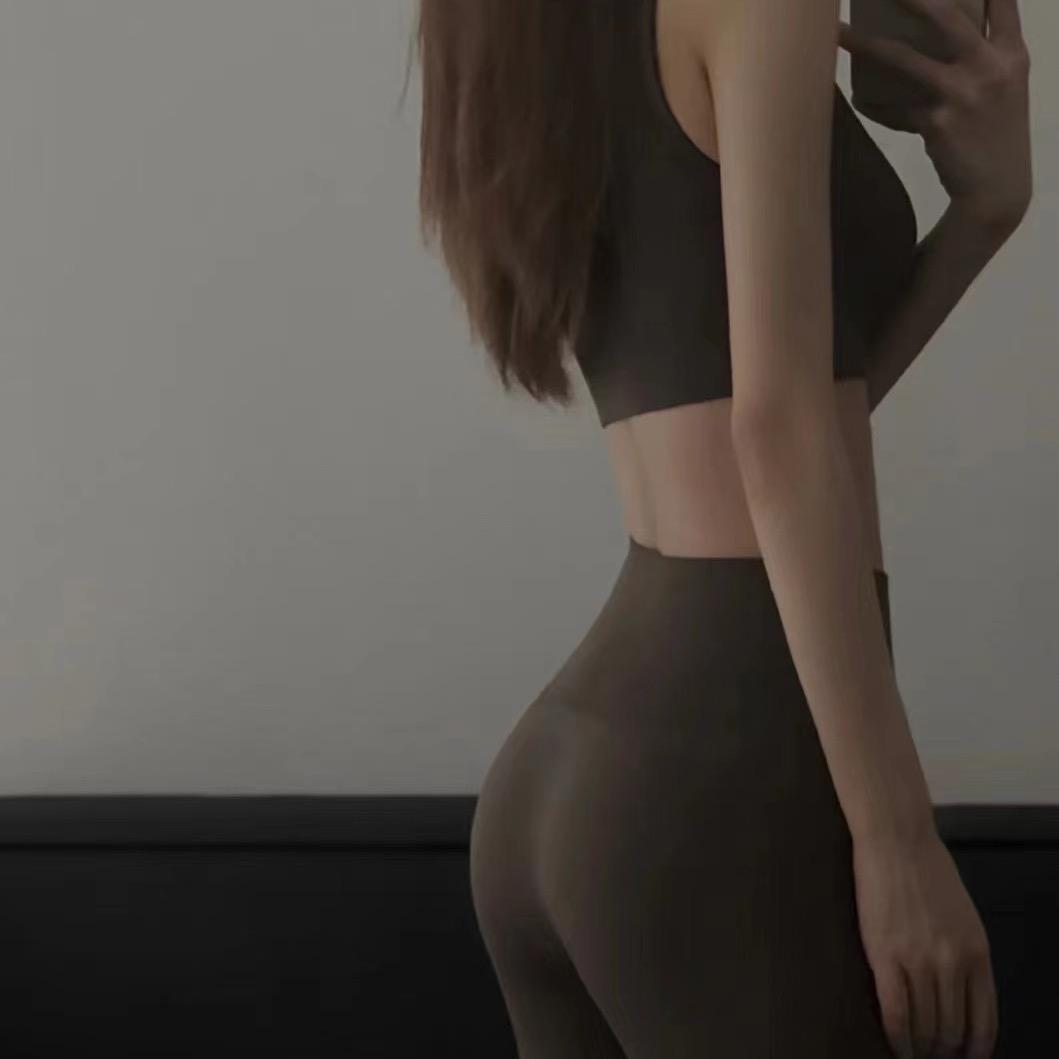 马甲线女孩
