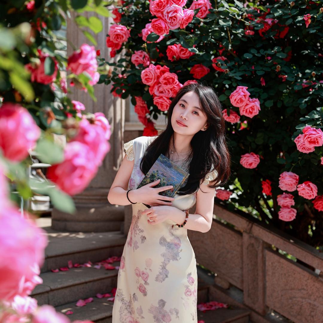 Molly Zhang