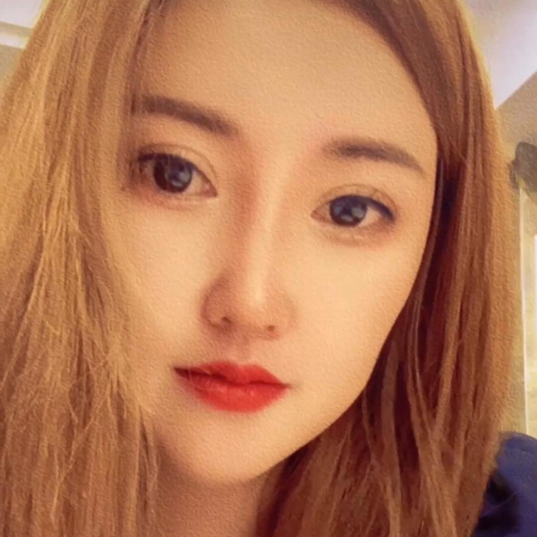 诗诗🚗🚗🌹🌹
