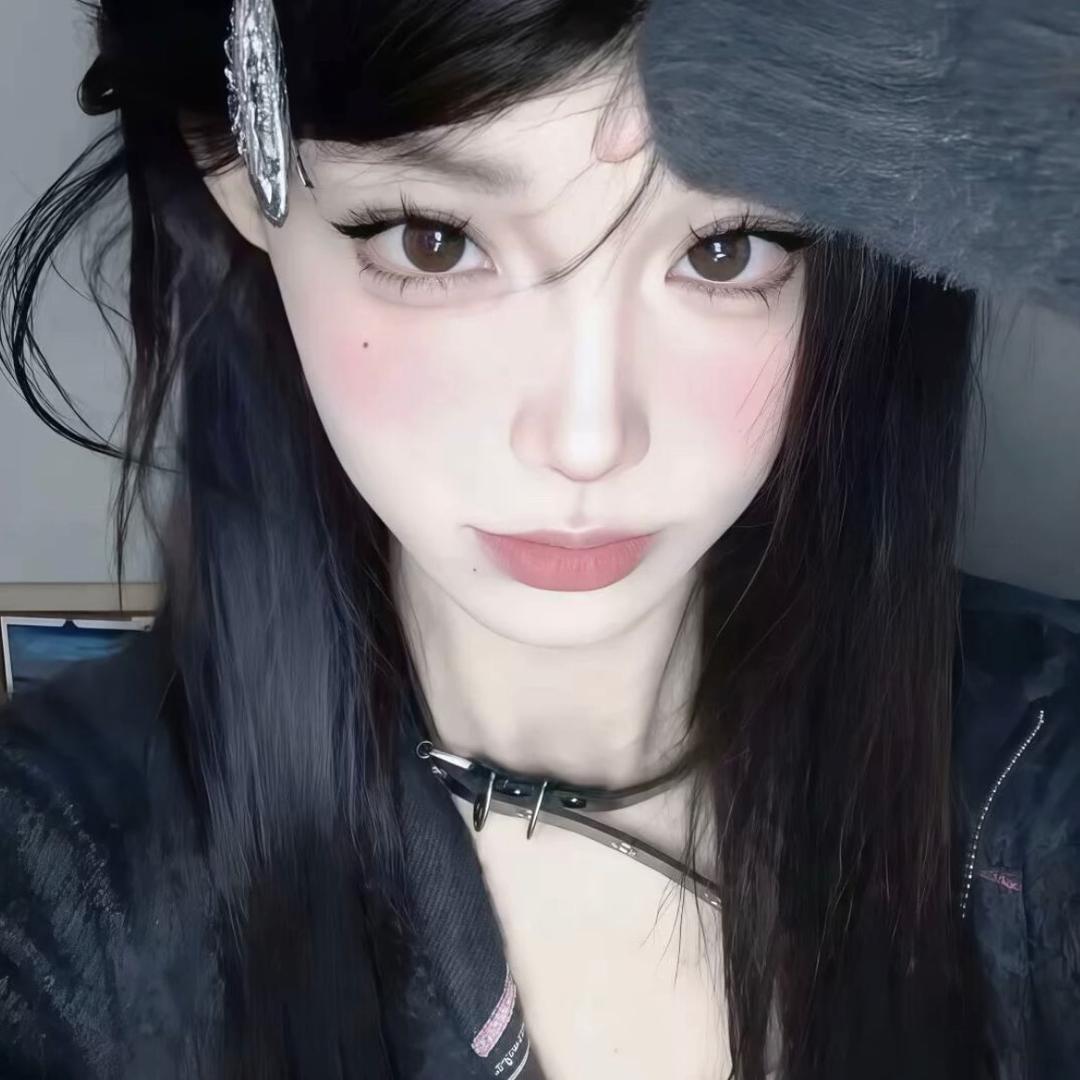 刘..
