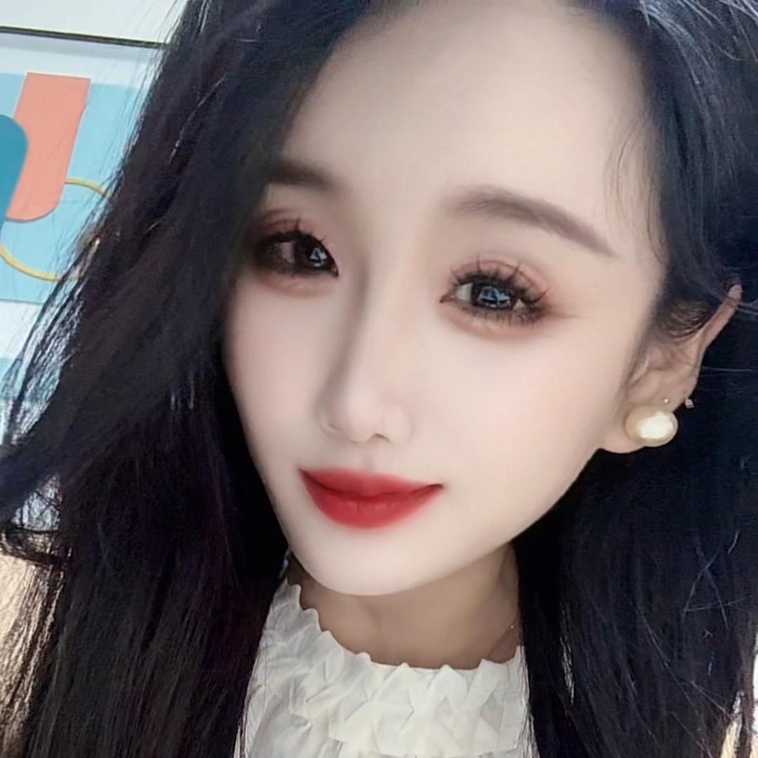 💕@黄·小姐💕