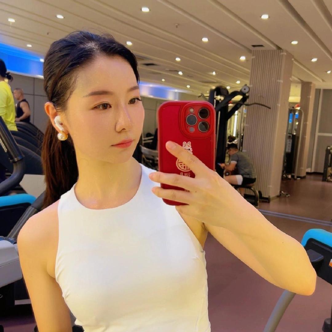 小慧.