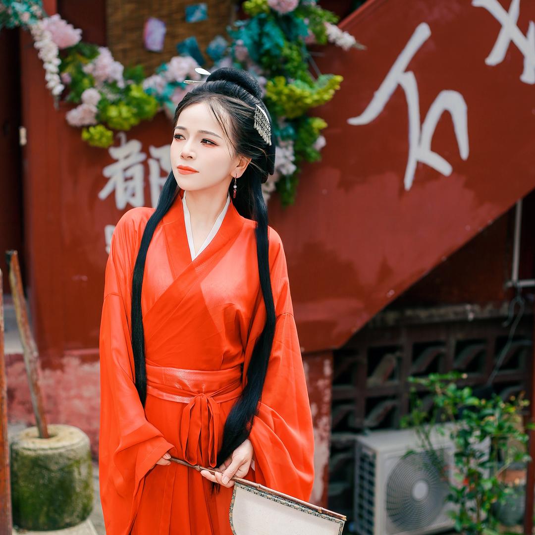 🌟  ઇ半知ଓ