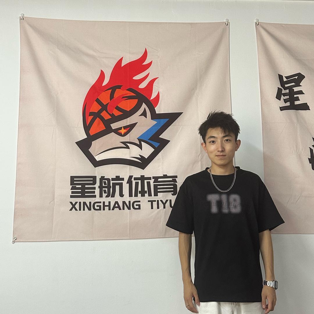 A.中山区星航羽毛球李教练