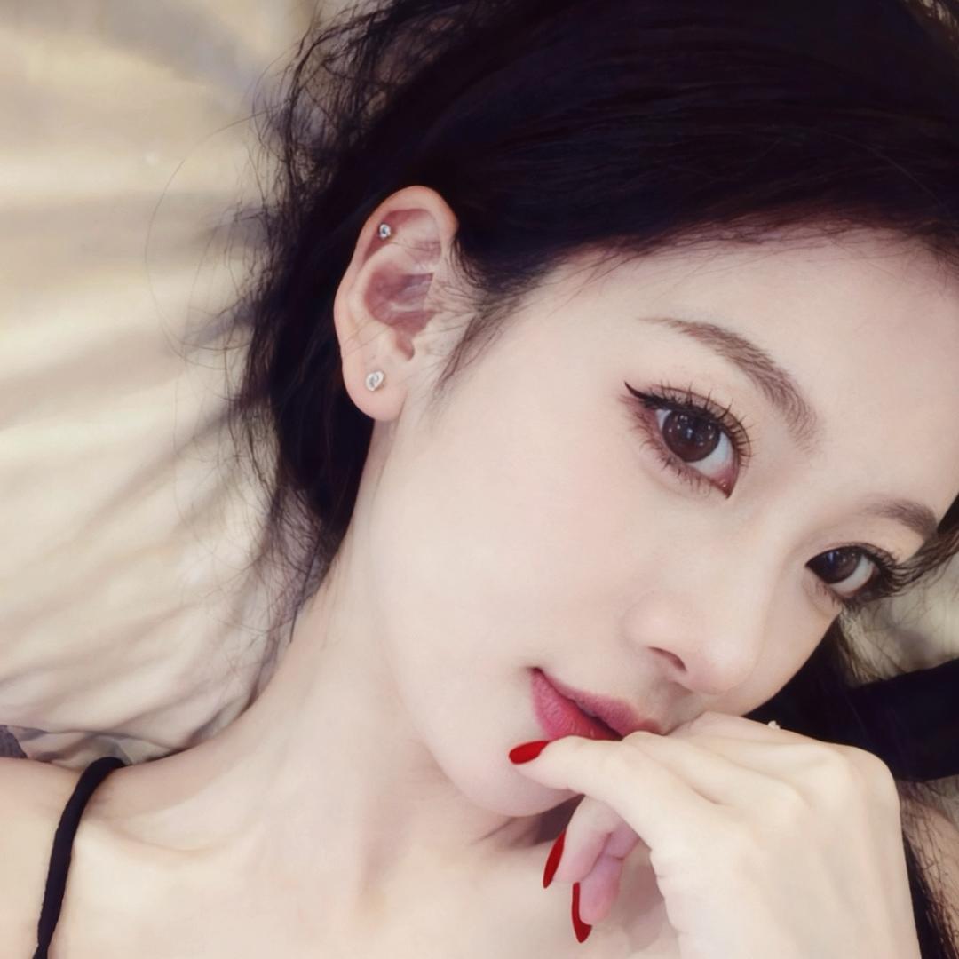 佳子