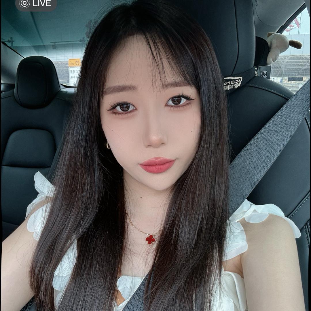 美美哒轻奢服饰