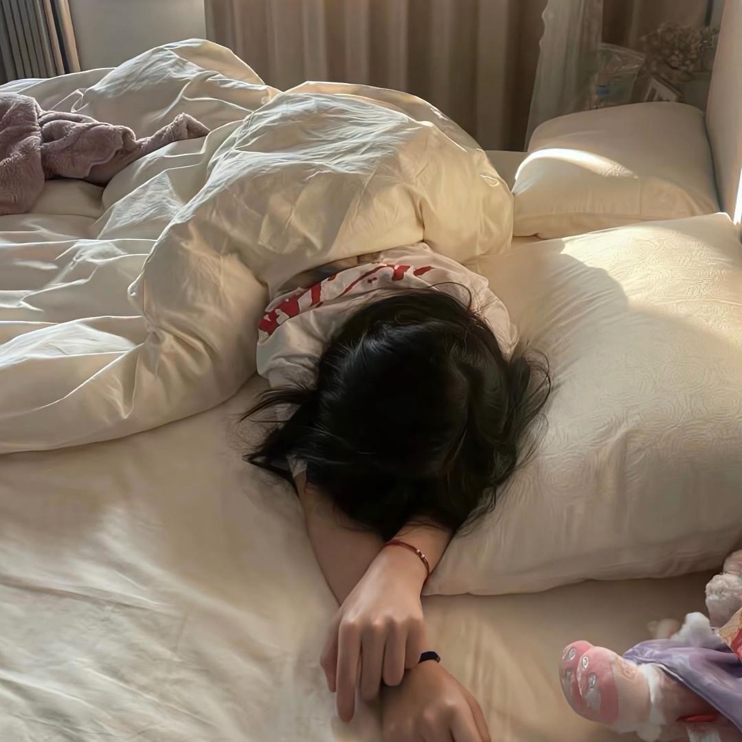 眼角的泪痣