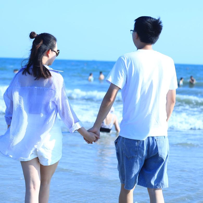 水深自有渡船人