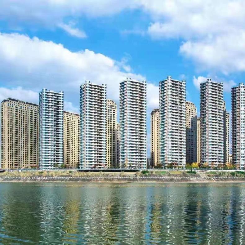 赵伟同学爱看房