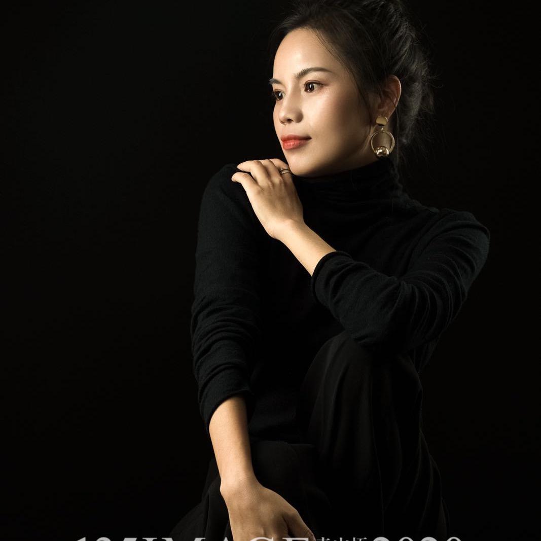 深圳慕蘭造型化妆师佳佳