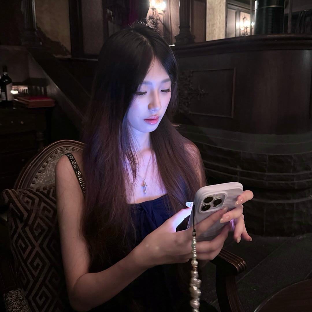 Chr1stina̷e•°