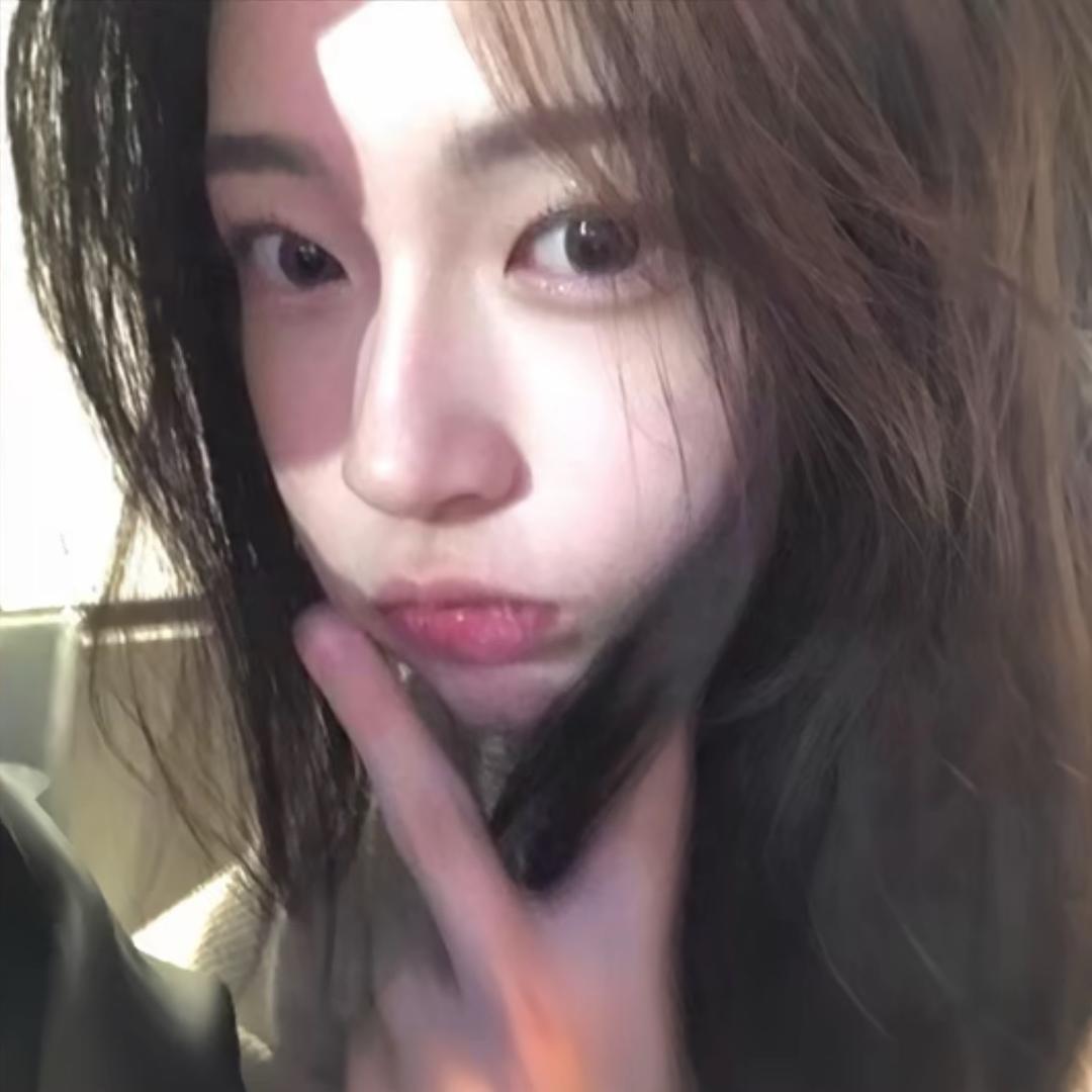 是个化妆师—小熏