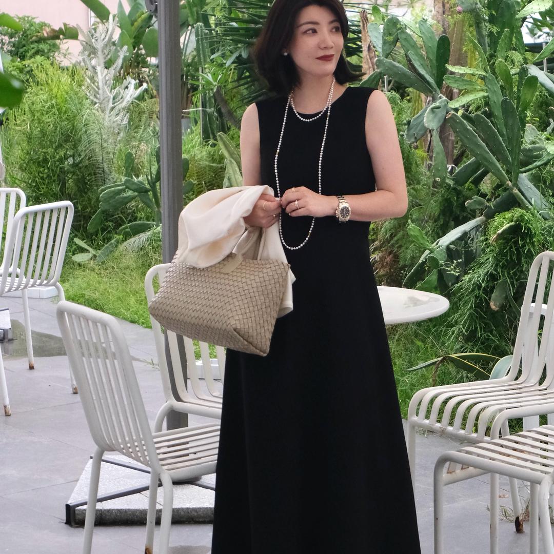摩羯女洪小鹏