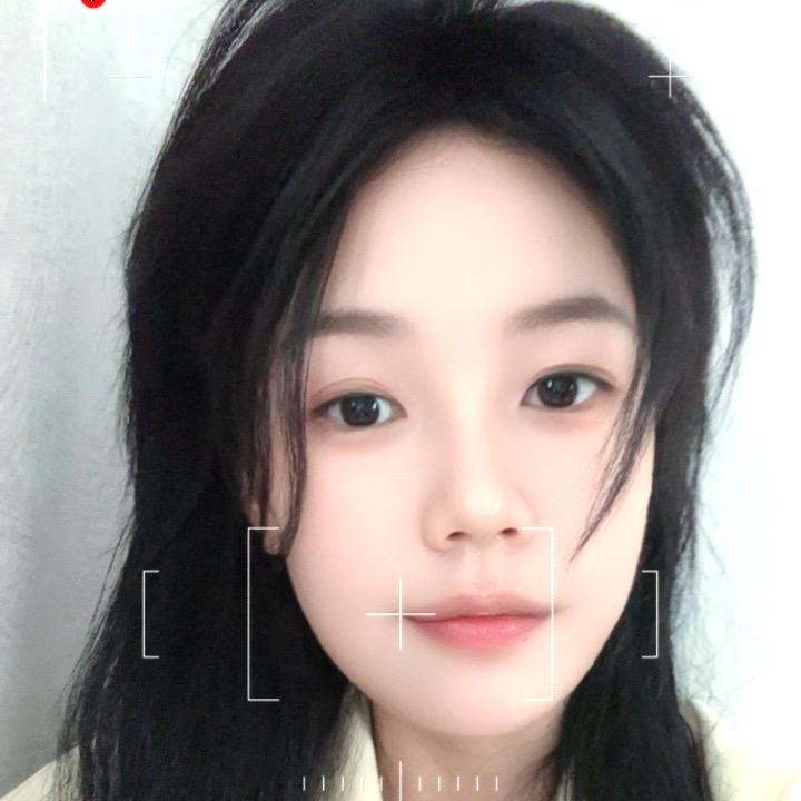 颜颜