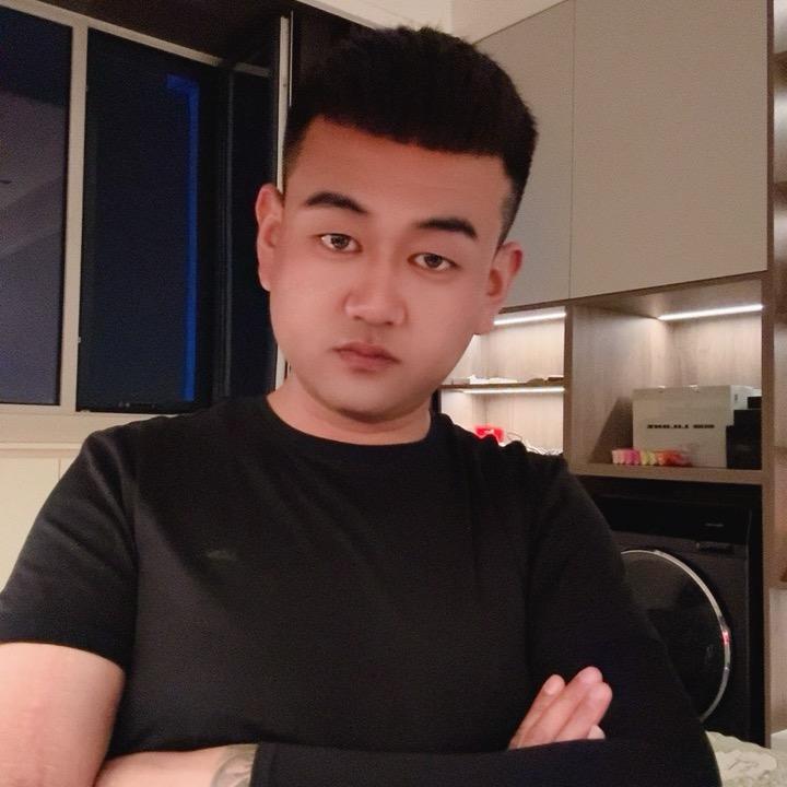 大金子会发光iN11酒吧