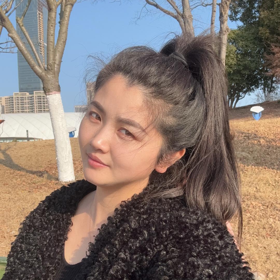 严小姐