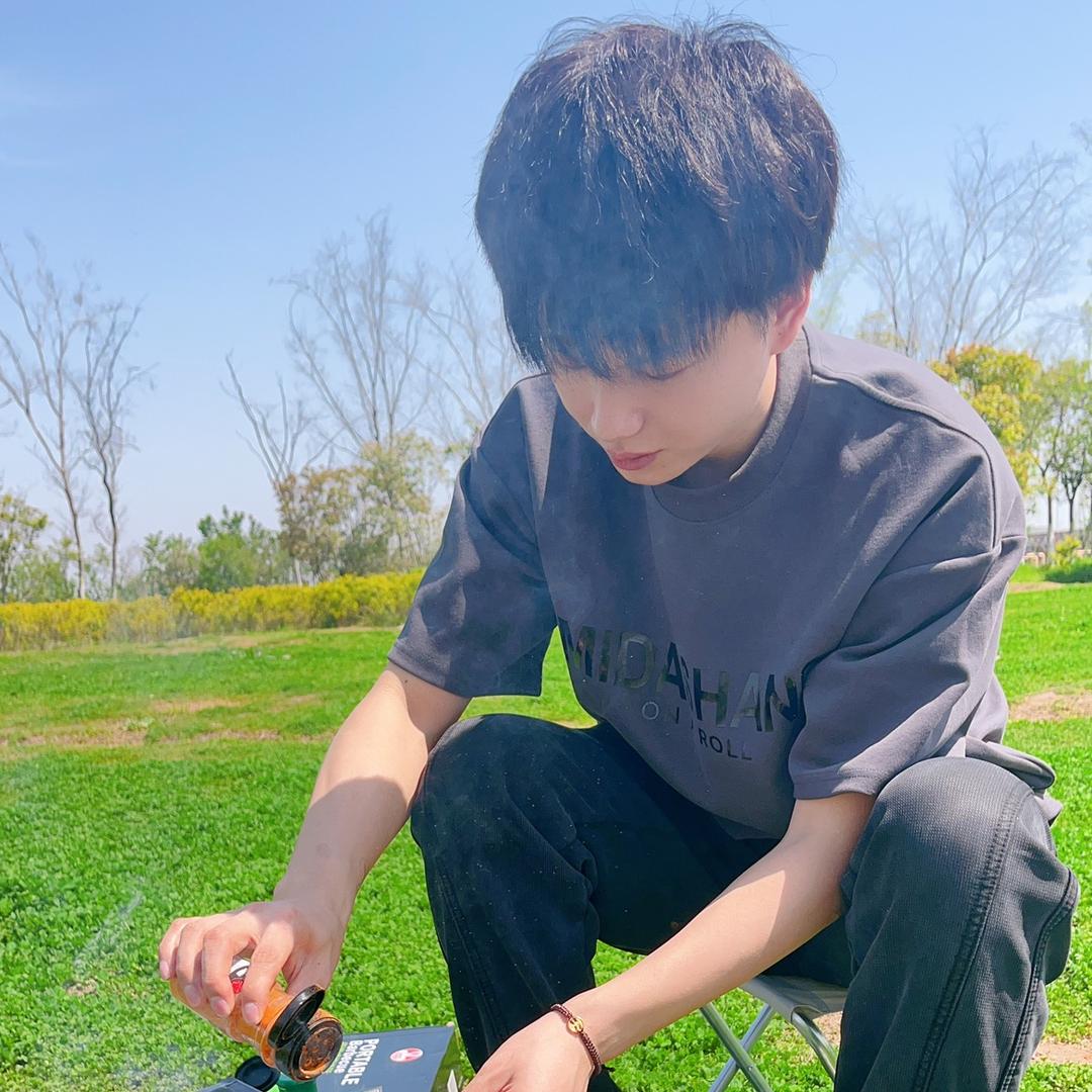 钱小凡的家