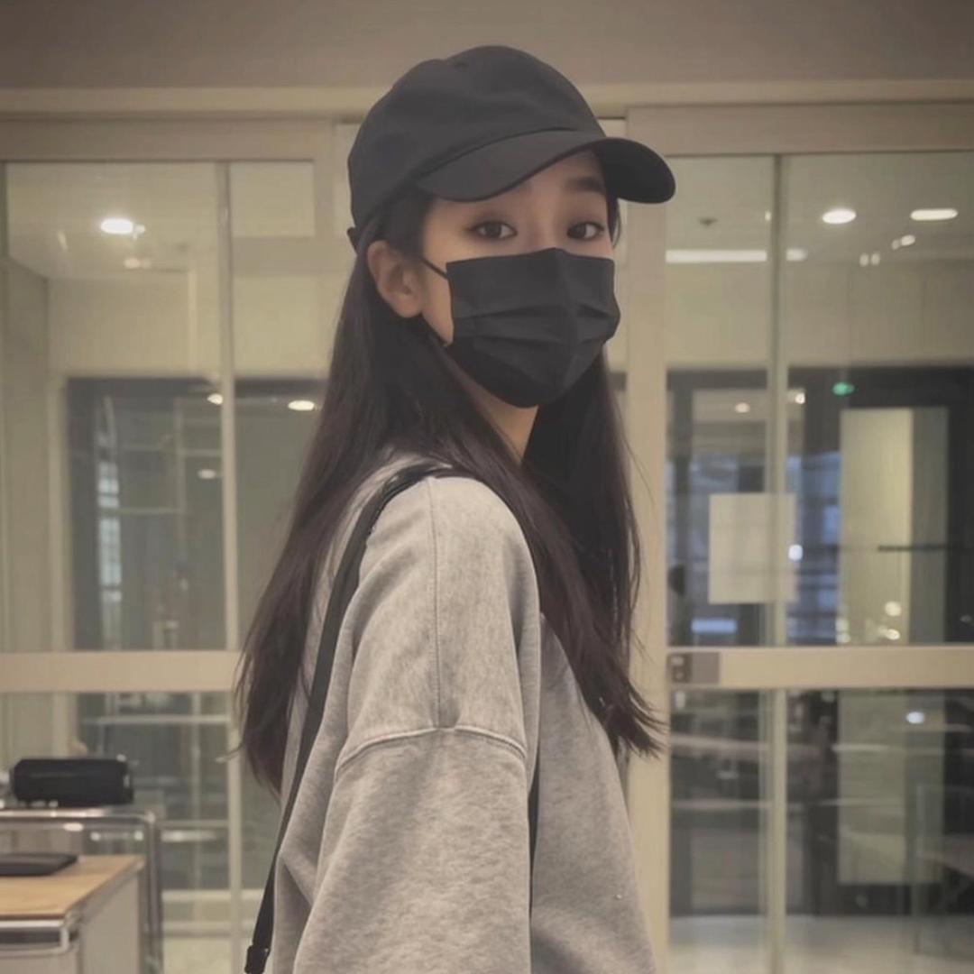 肚子溜圆