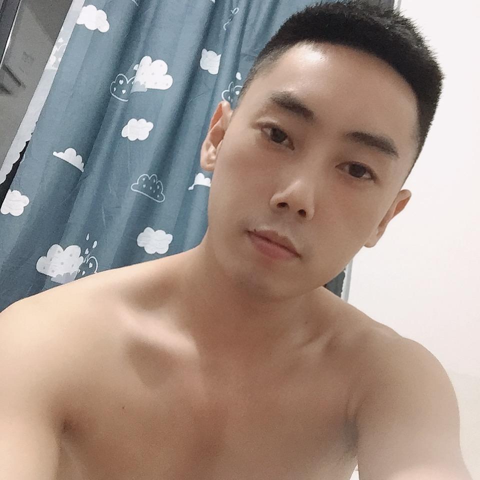 小覃先生