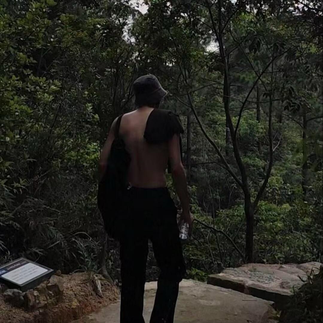 小宇睡不醒🥃