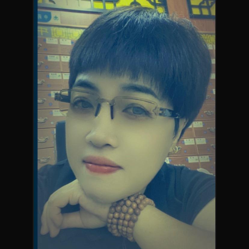 smile💅🏻吉祥朵朵