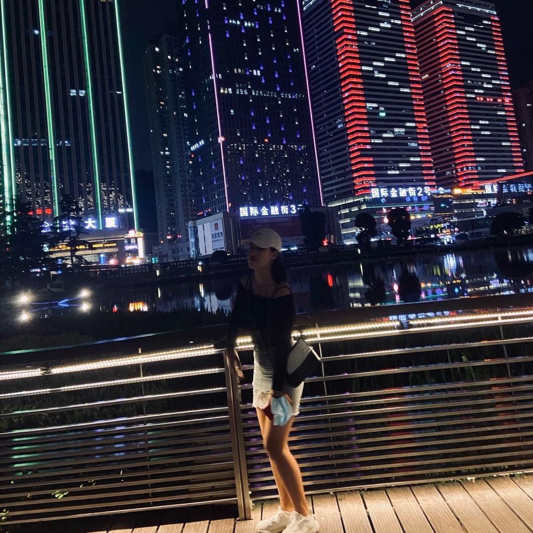 AAA五金批发徐姐