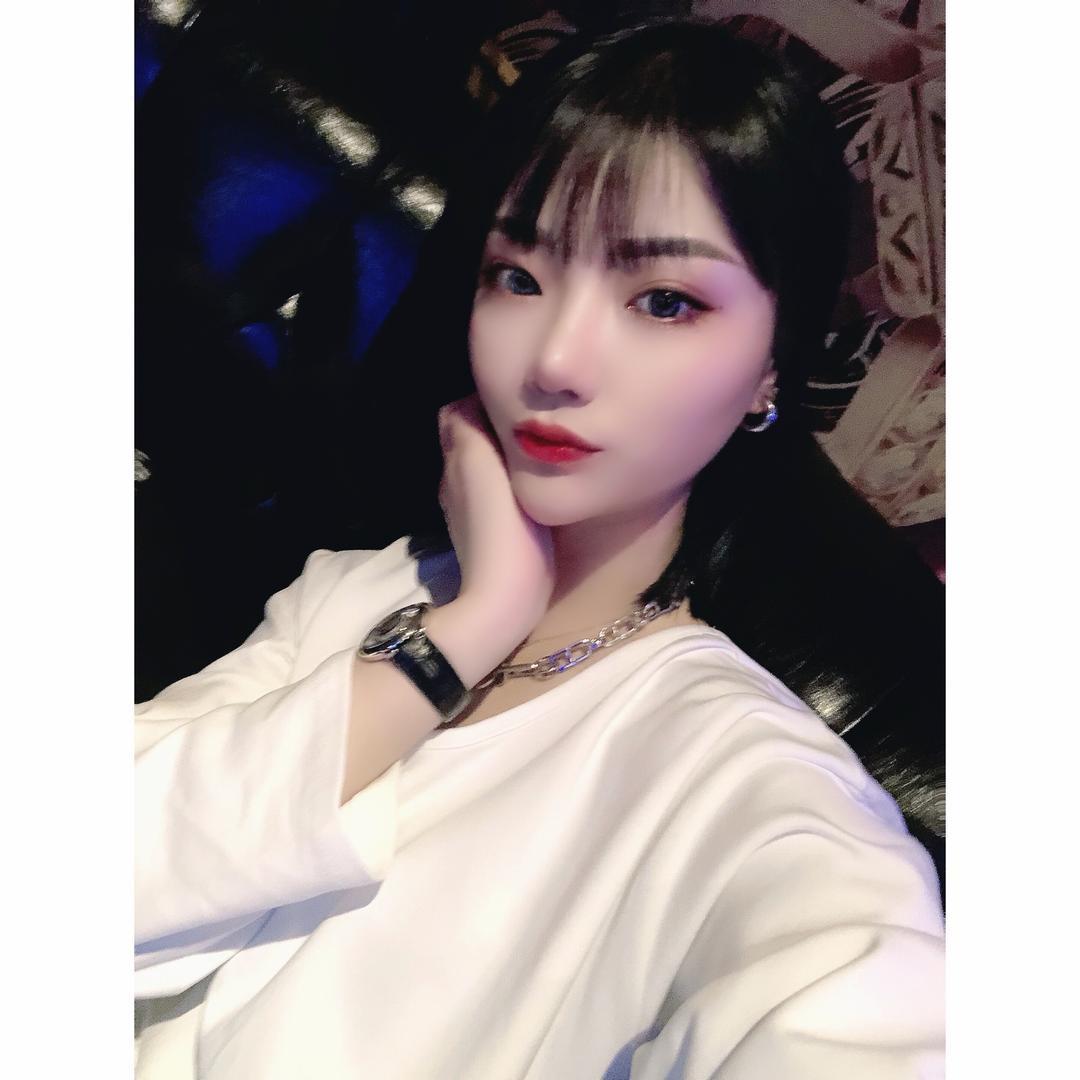 小苛爱 •