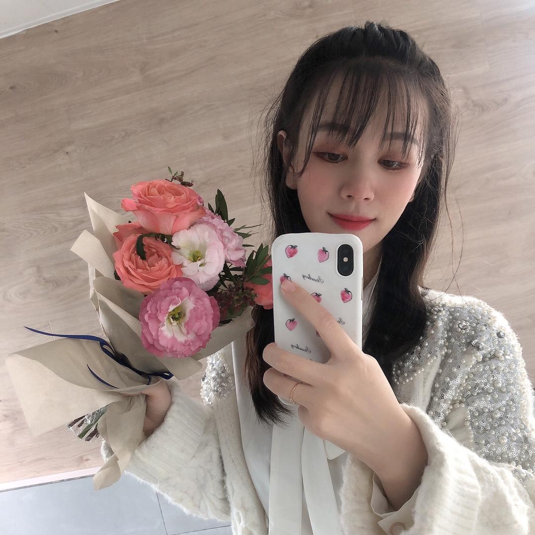 手可摘星陈✨