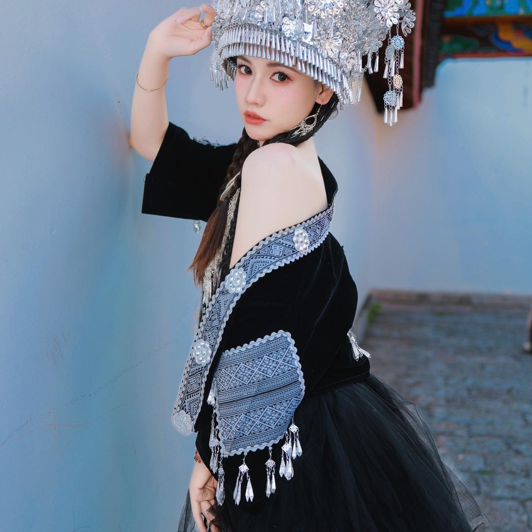 这个女孩叫青青
