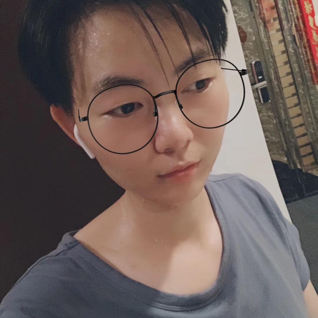 采蘑菇的小姑娘