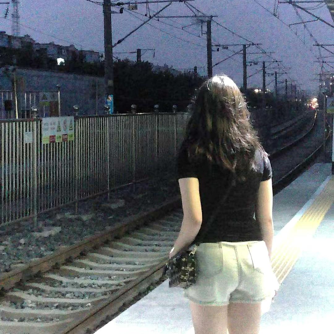 難眠夜🦋.𝑠𝑚
