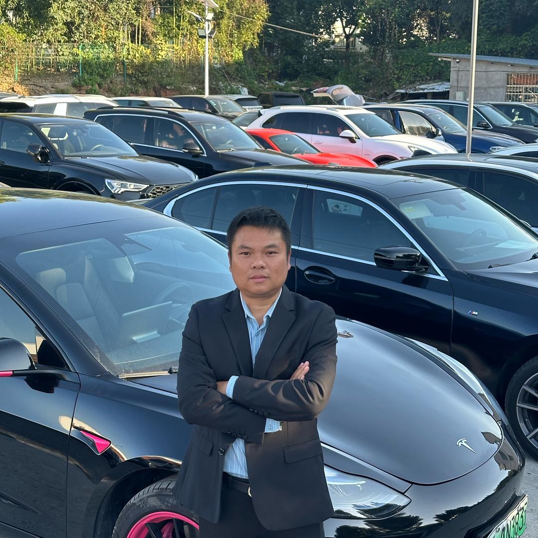 金华华哥二手车车馆